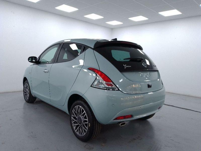 Lancia Ypsilon 1.0 firefly hybrid Gold s e s 70cv