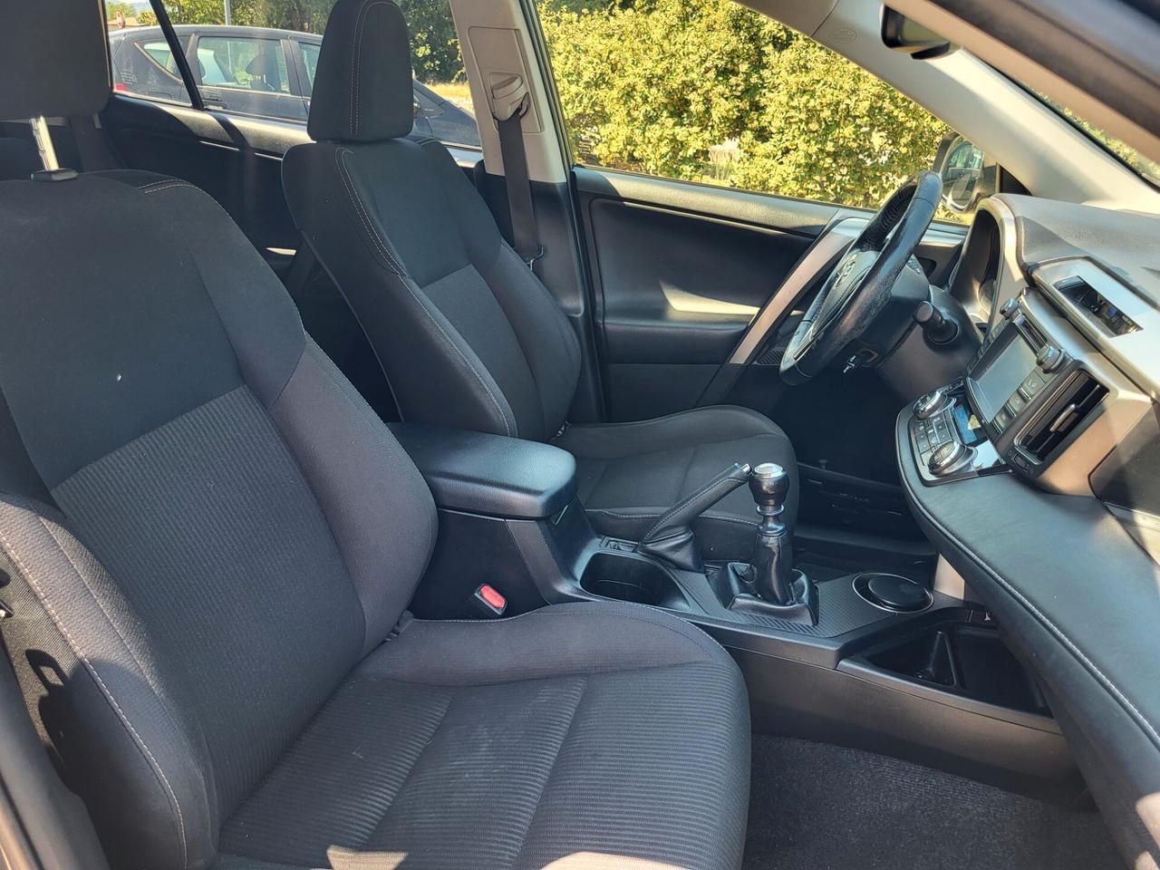 Toyota RAV 4 RAV4 2.0 D-4D 2WD Style