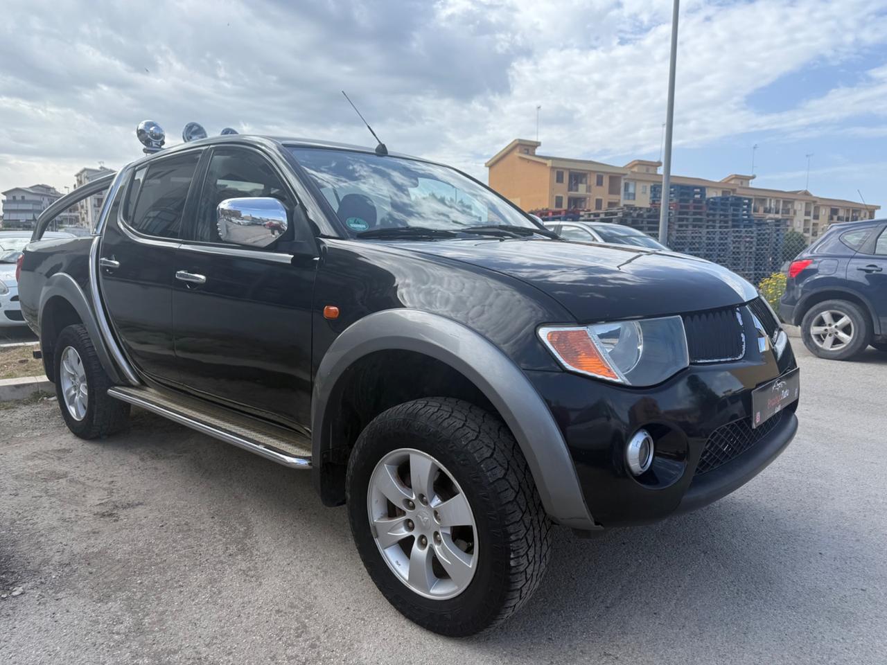 Mitsubishi L200 2.5 DI-D/167CV Double Cab Warrior