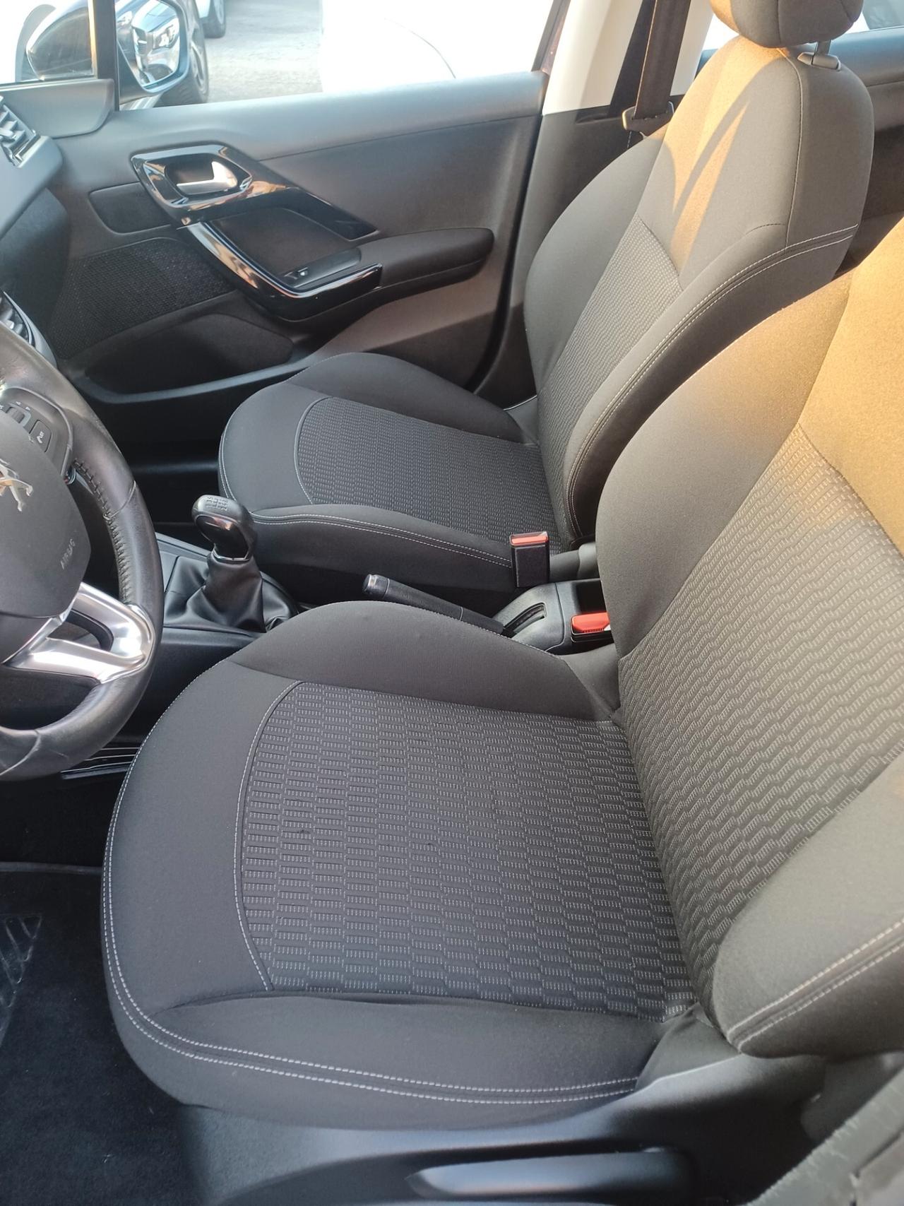 Peugeot 208 1.6 e-HDi Allure SOLO 90000 KM