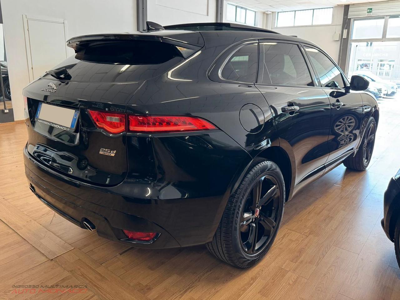Jaguar F-Pace 2.0 D 240CV R-Sport 2018