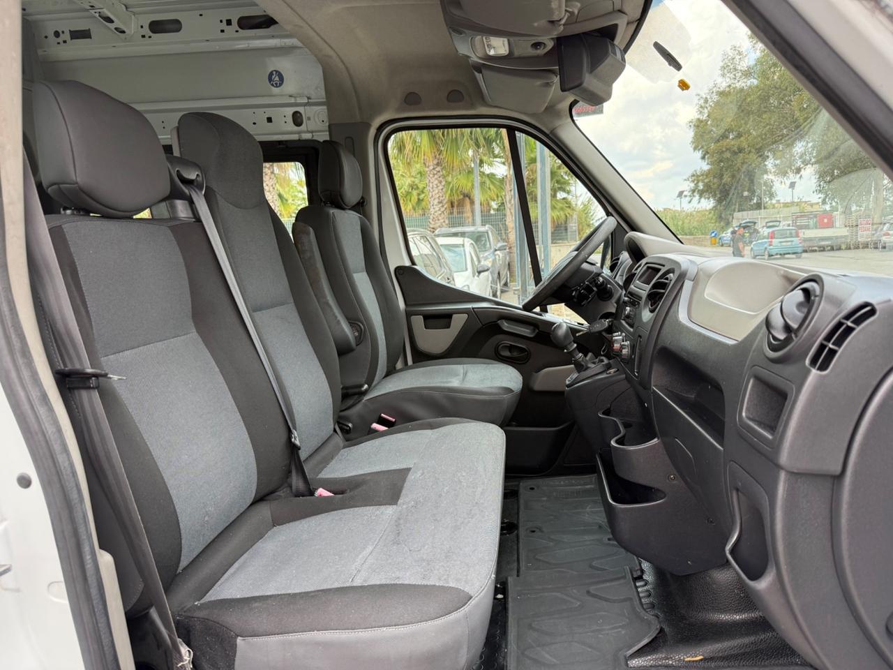 Renault Master 7 Posti Maxi
