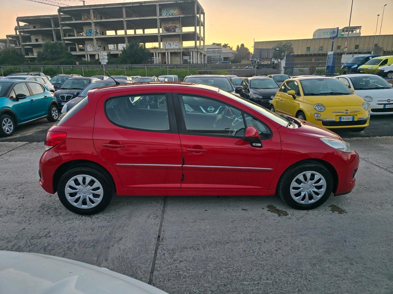 Peugeot 207 Plus 1.4 HDi 70CV 5 porte