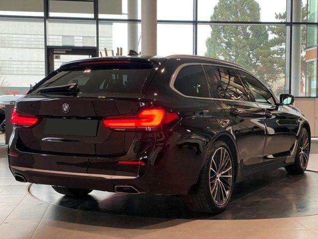 BMW 530 i 48V Touring Luxury