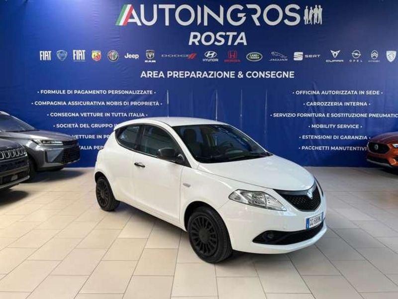 Lancia Ypsilon 1.0 hybrid Silver Plus s&s 70 cv USATO GARANTITO