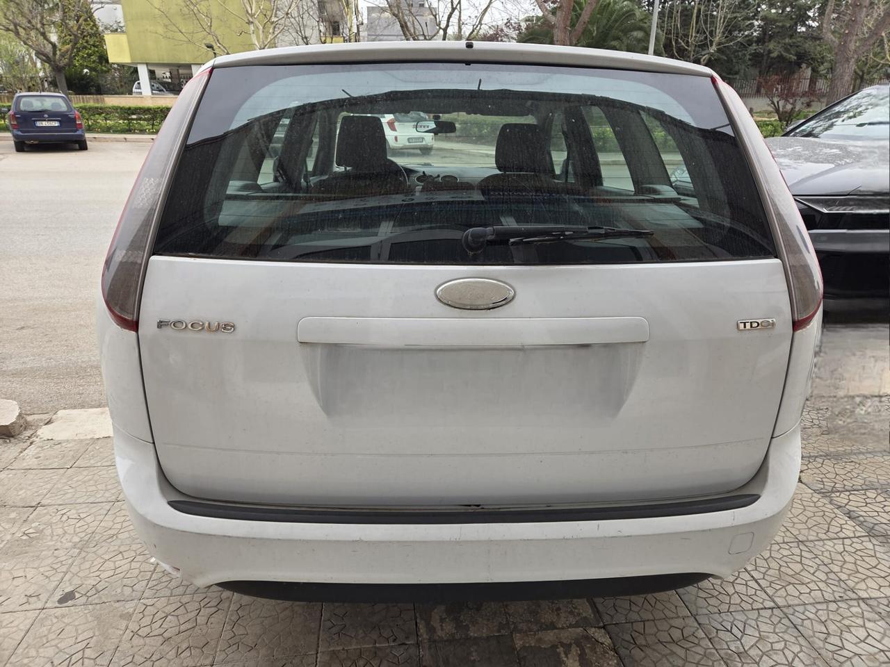 FORD FOCUS 1.6 TDCi 90CV STATION WAGON UNICO PROP.