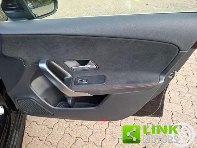 MERCEDES-BENZ A 200 d Automatic Premium