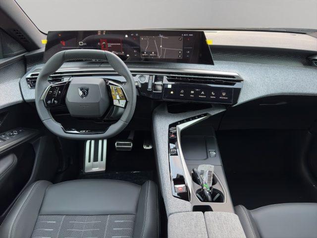 PEUGEOT 5008 Nuovo Hybrid 145 e-DCS6 GT