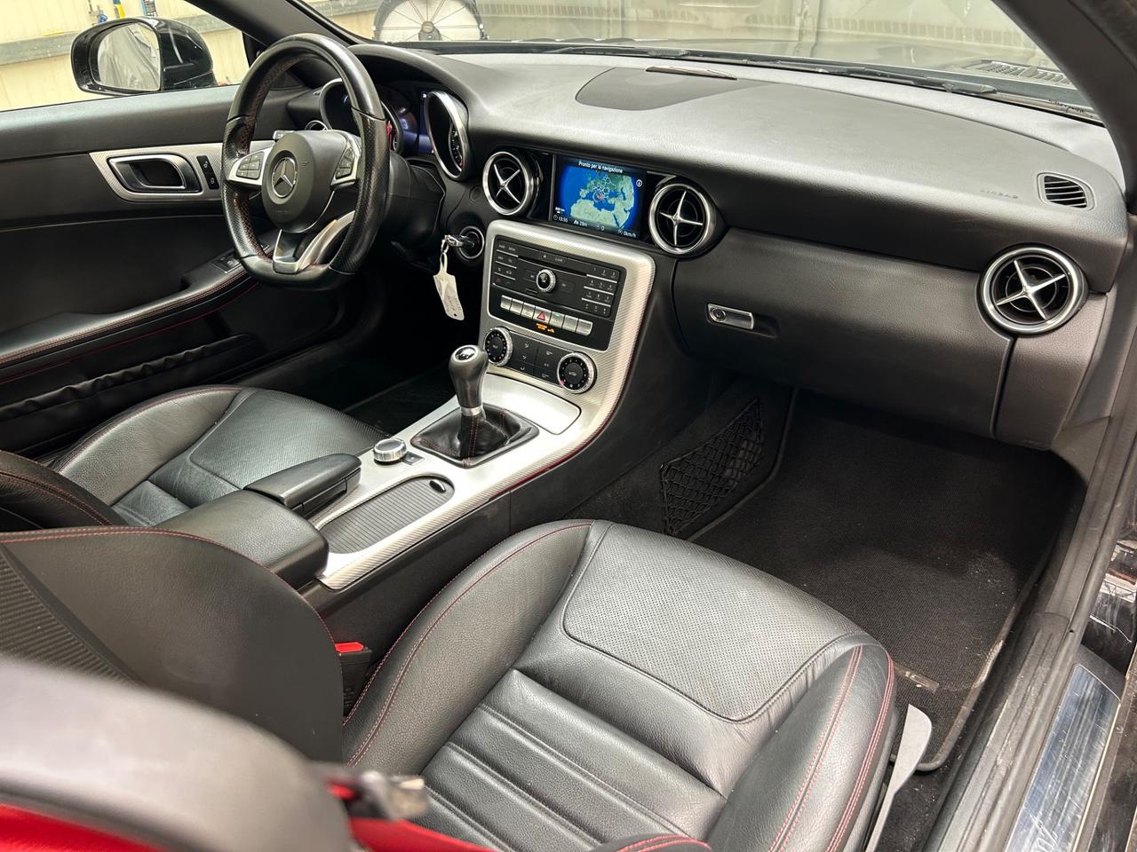 Mercedes-benz SLC 180 Amg Premium