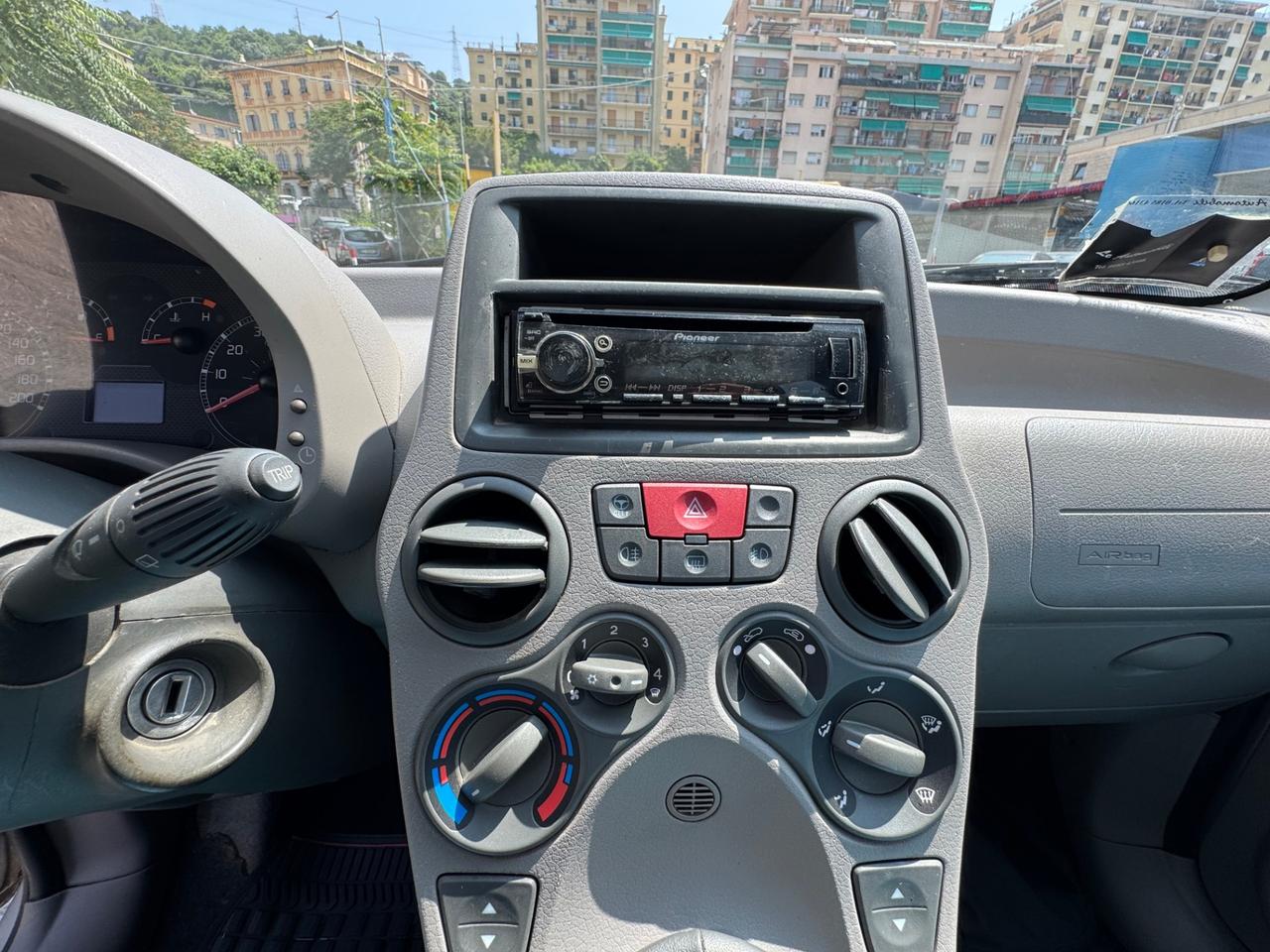 FIAT PANDA 1.2 DYNAMIC NEO PATENTATI 2006 12MESI DI GARANZIA