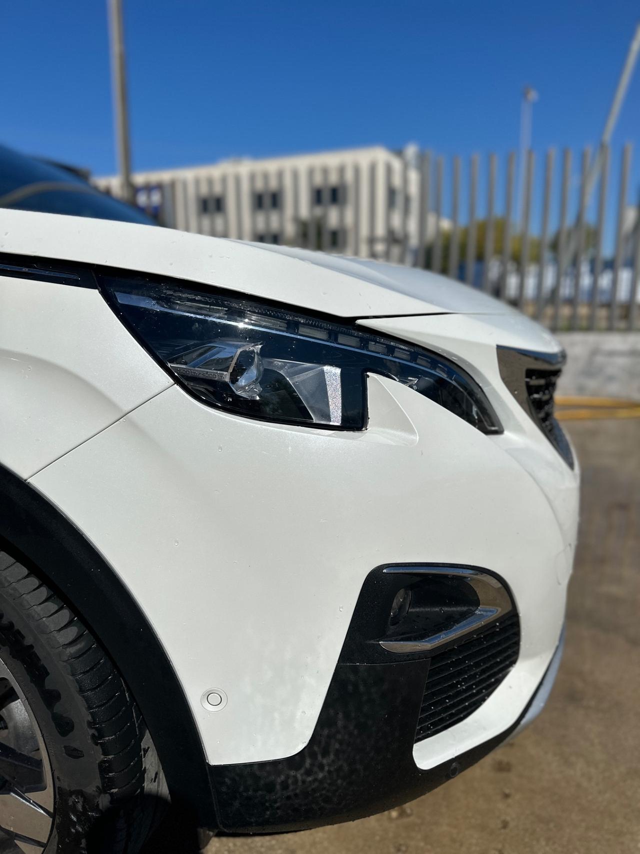 PEUGEOT 3008 (anno 2019)CAMBIO AUTOMATICO