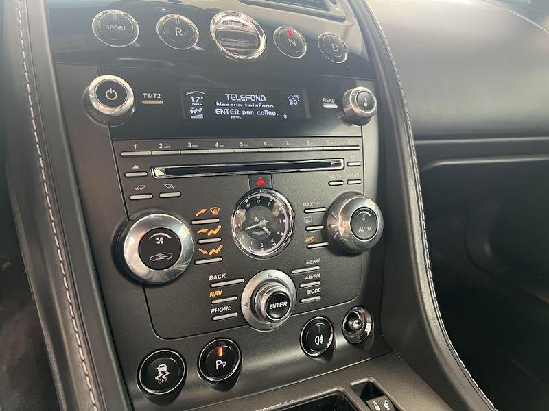 Aston Martin V8 Vantage Vantage Coupe 4.7 V8 sportshift