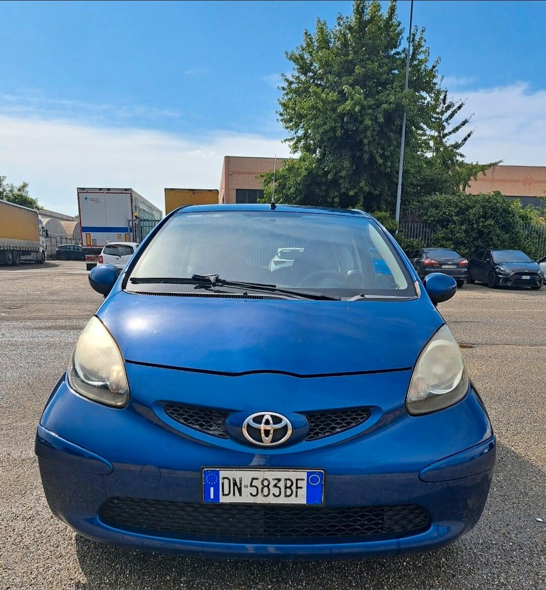 Toyota Aygo 1.0 12V VVT-i 3 porte Sol