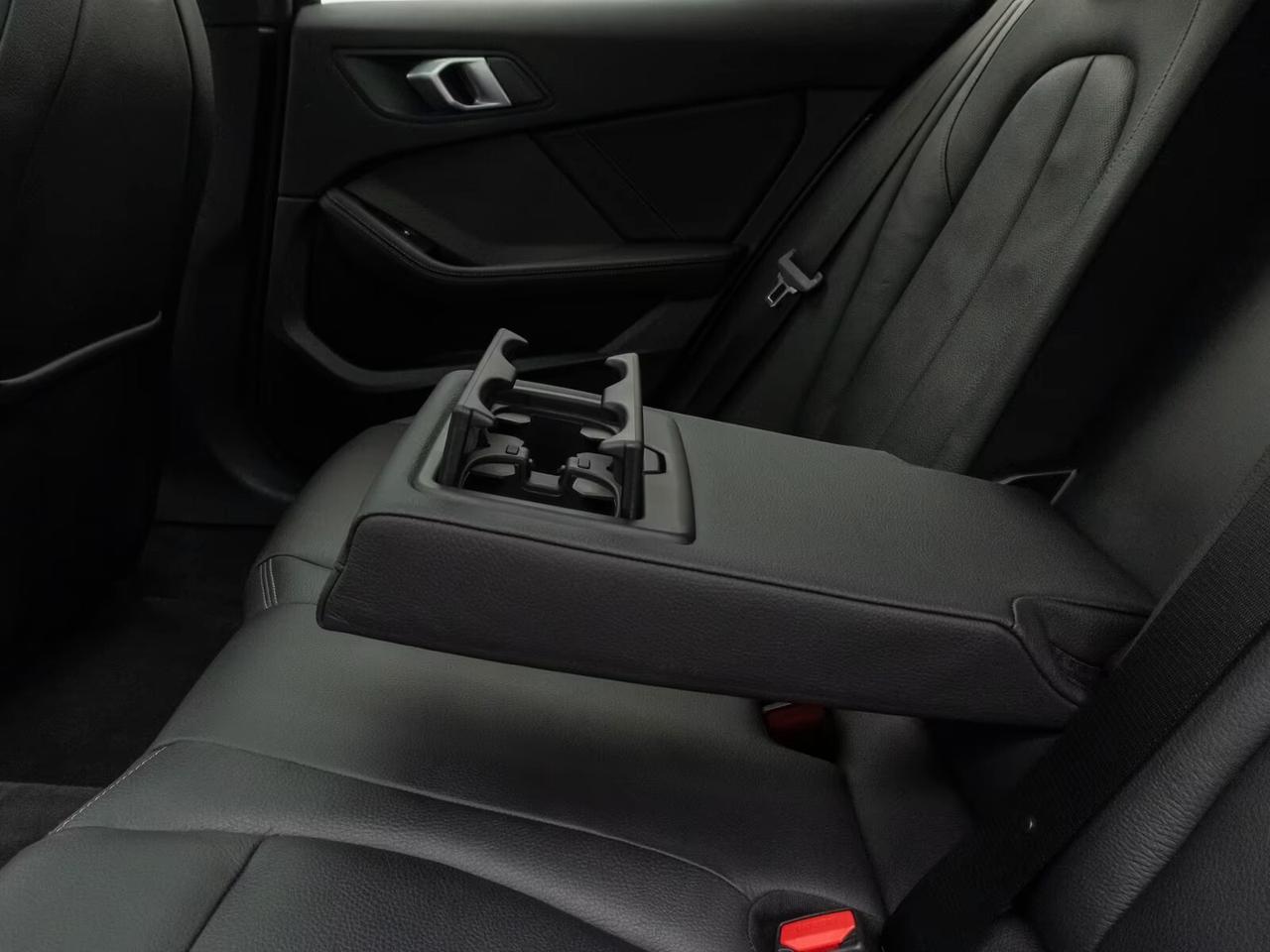 Bmw M135 M 135i xDrive SEDILI A GUSCIO PELLE TETTO PANORAMICO
