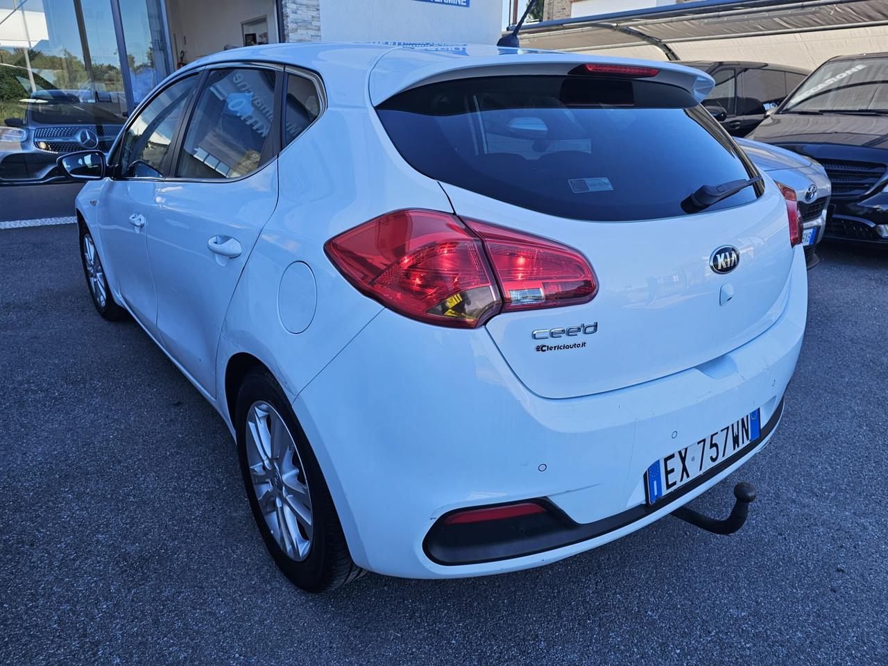 Kia Ceed cee'd 1.4 CVVT 5 porte Cool