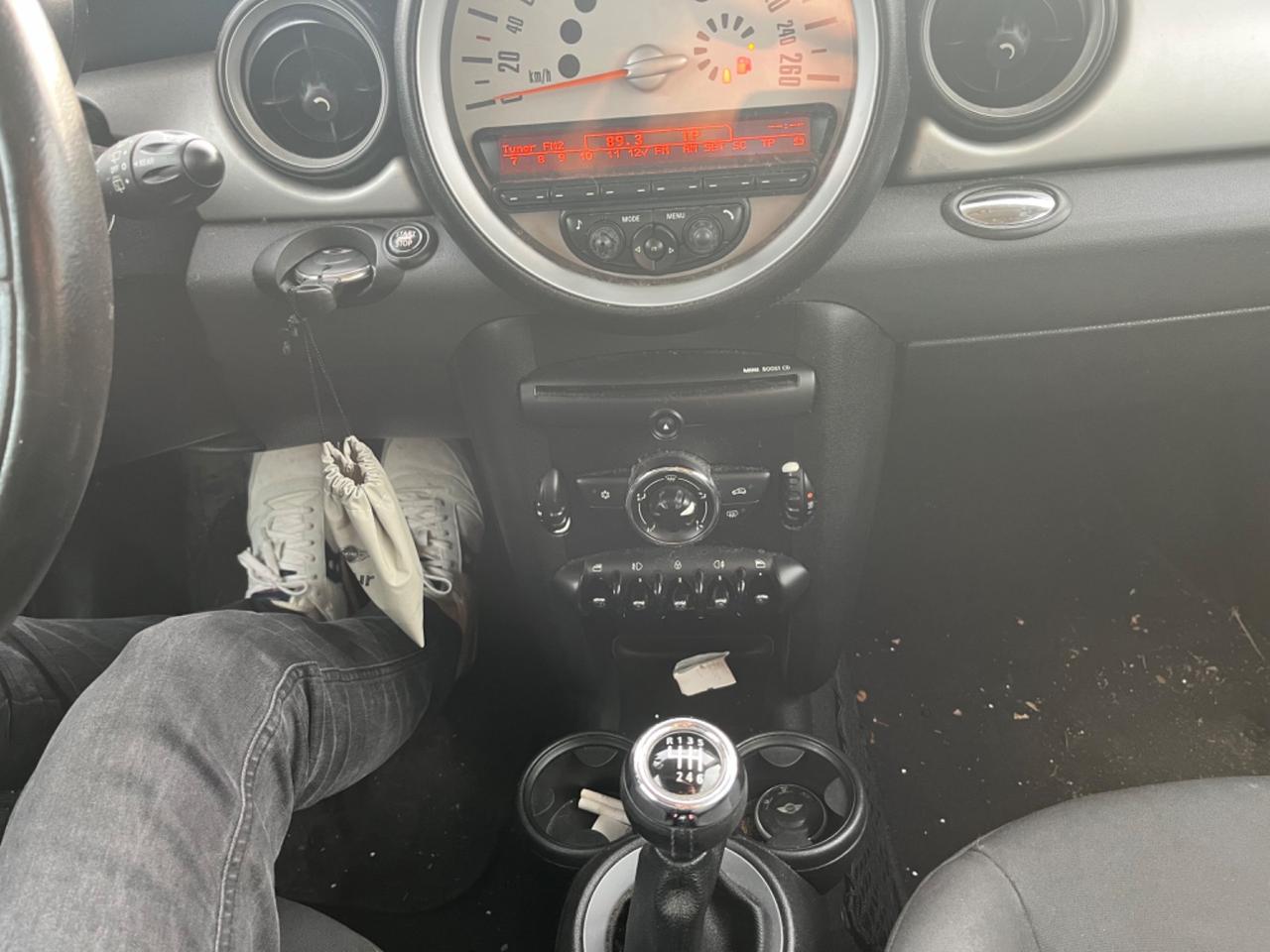 Mini Cooper D Clubman 2011 1.6 DIESEL CON CATENA RUMOROSA