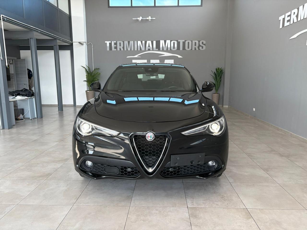 Alfa Romeo Stelvio 2.2 Turbodiesel 190 CV AT8 Q4 Business