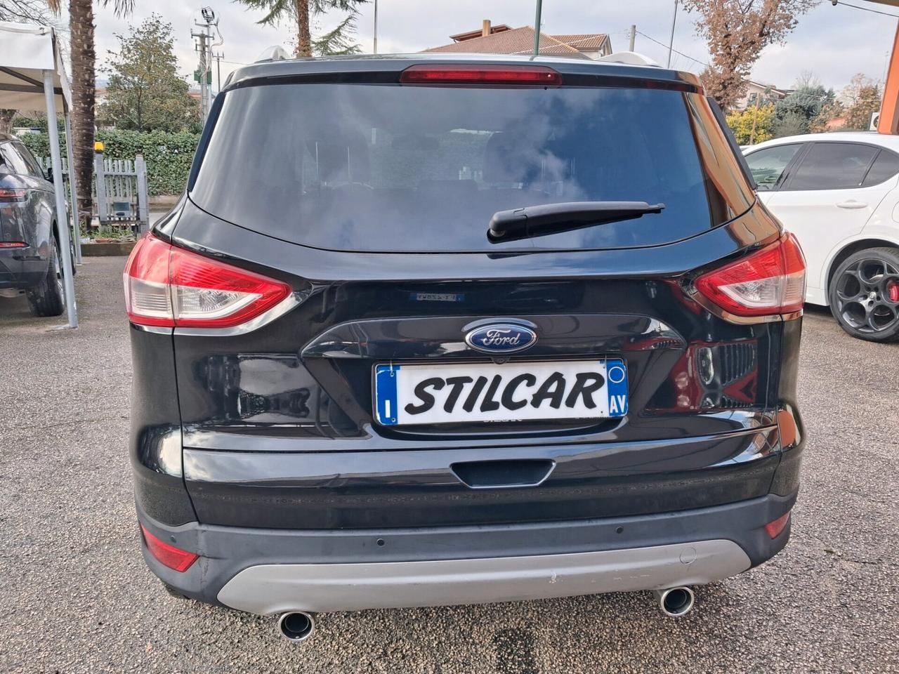 Ford Kuga 2.0 TDCI 140CV 4WD 4x4 Powershift Titanium