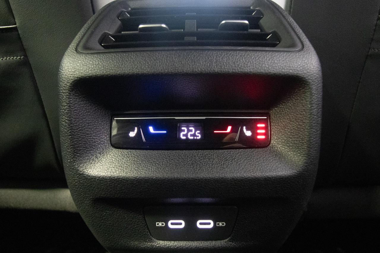 Volkswagen Tiguan 2.0 Tdi Dsg 4motion R-line 193 Cv Gancio Traino