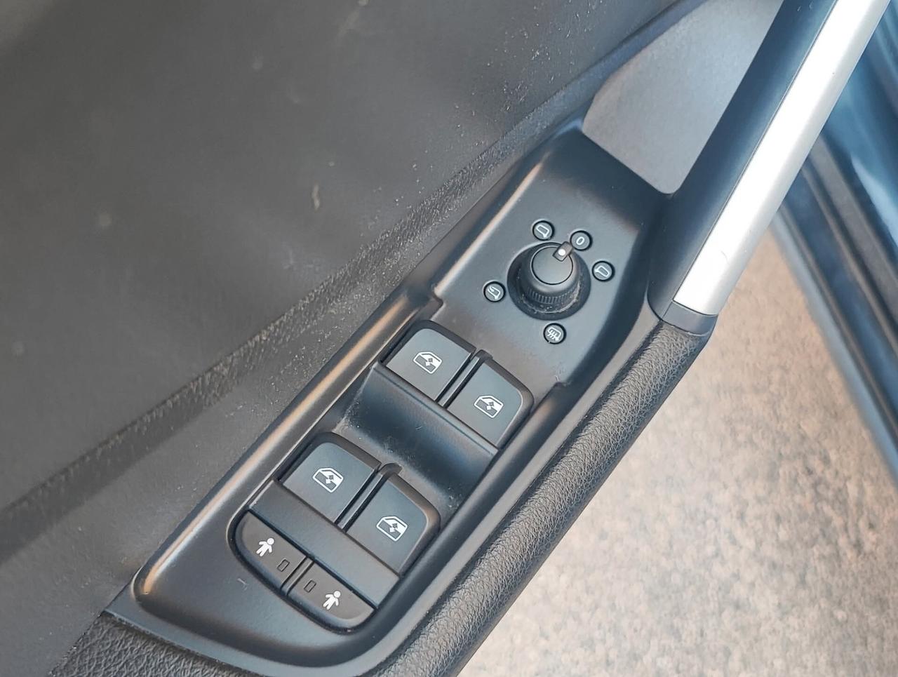 Audi Q2 30 TDI con led virtual cockpit 2022