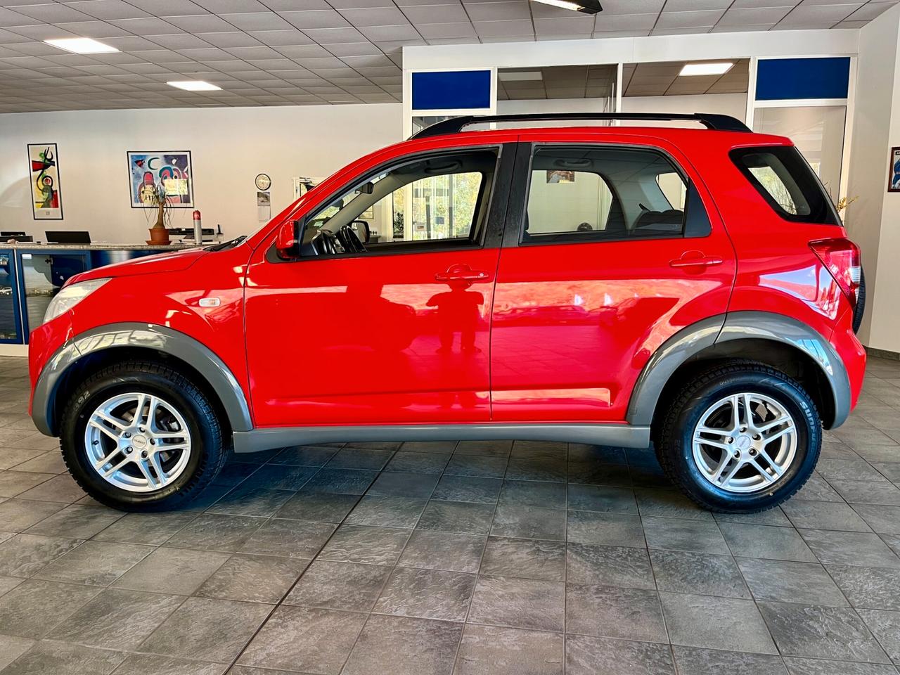 Daihatsu Terios 1.5 4X4 SX O/F-NEOPATENTATI-