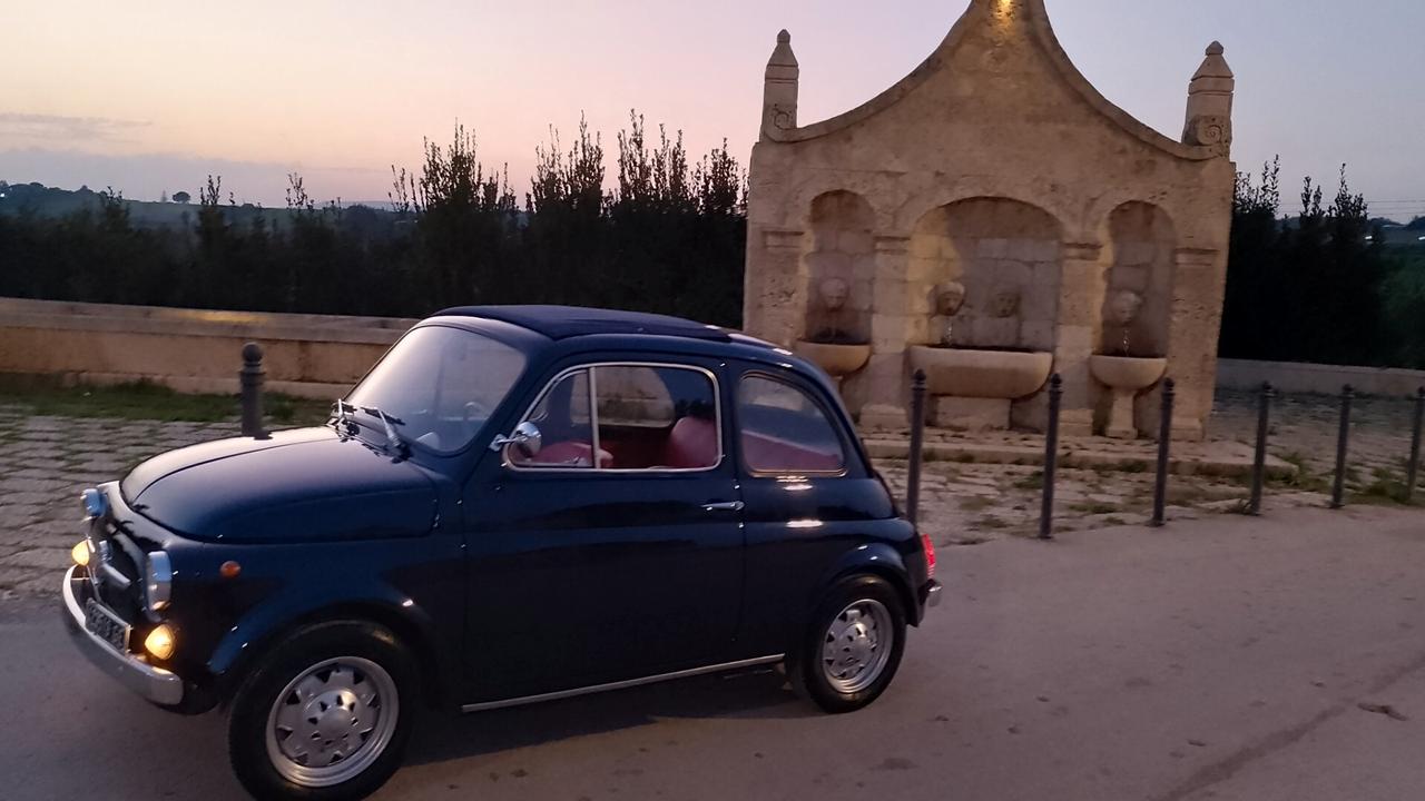 Abarth 595 blu