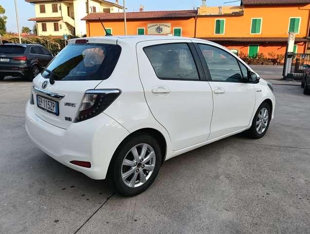Toyota Yaris hybrid 5p 1.5h Lounge AUTOMATICA X NEOP.