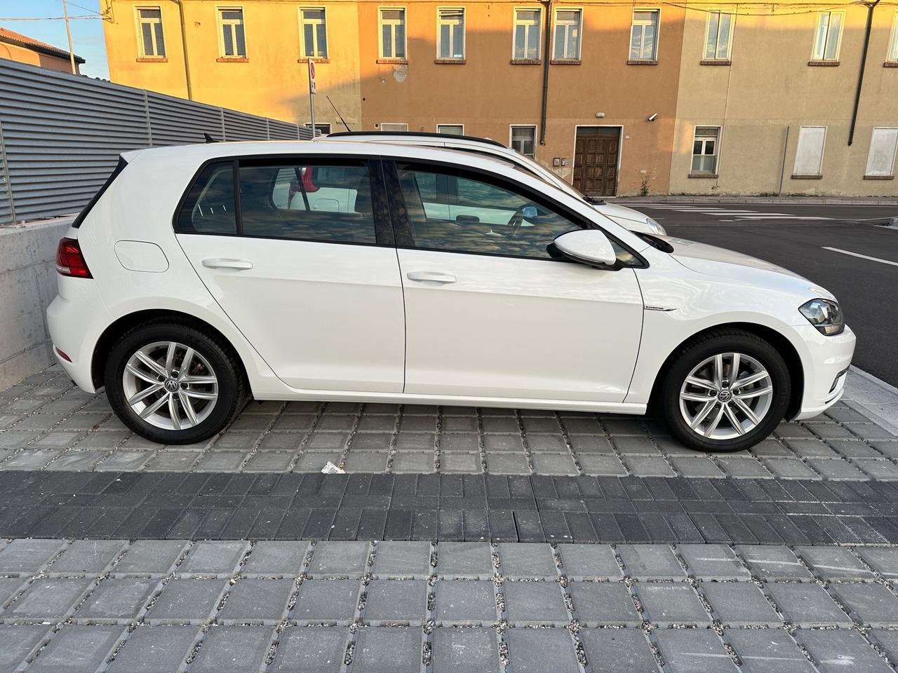 Volkswagen Golf 1.5 TGI DSG 5p. Business BlueMotion Technology METANO