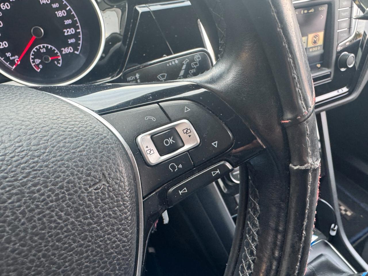 VOLKSWAGEN Touran 1.6 TDI 115 CV Comfortline BlueMotion 7 POSTI