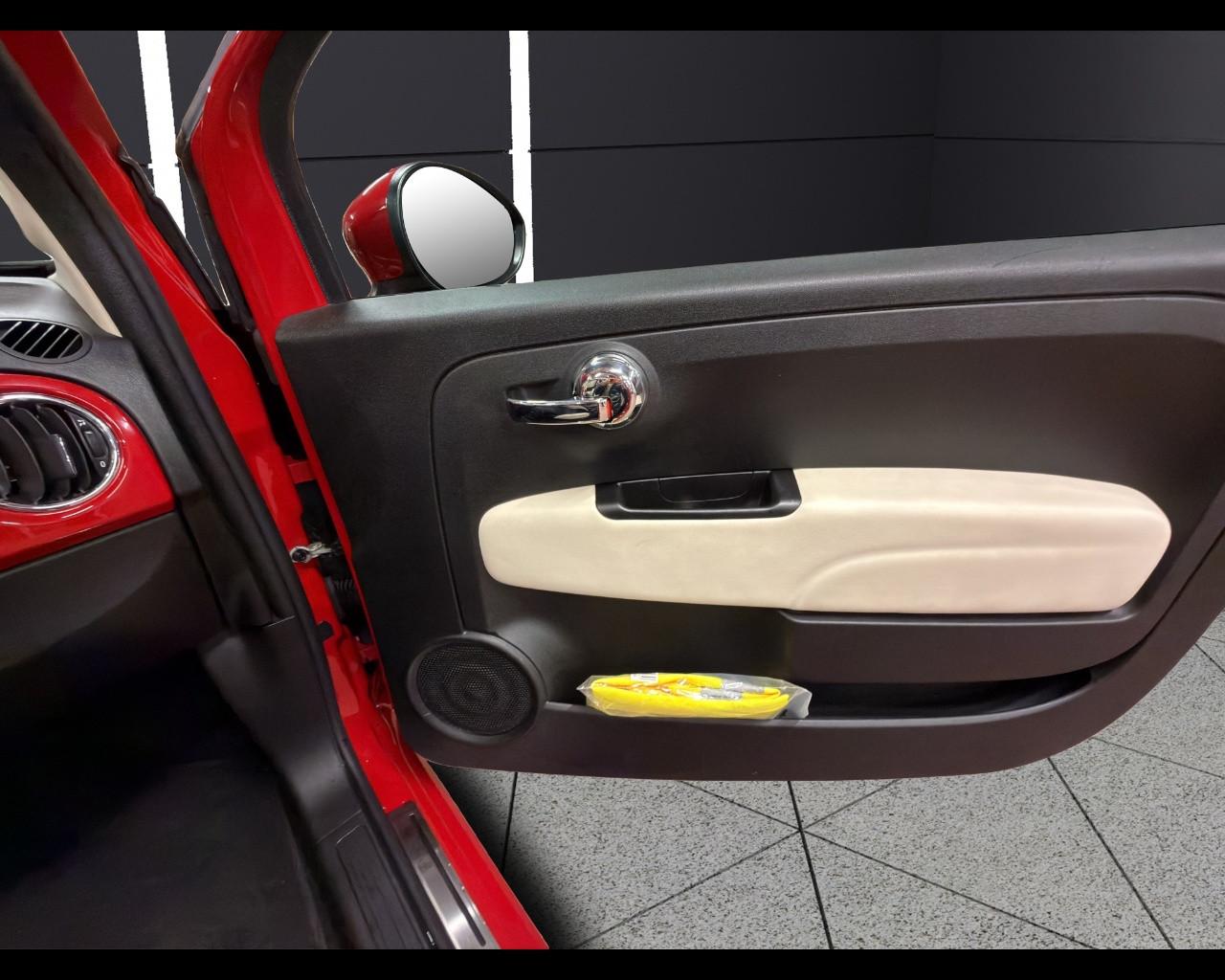 FIAT 500 (2015-2024) - 500 C 1.0 Hybrid Dolcevita