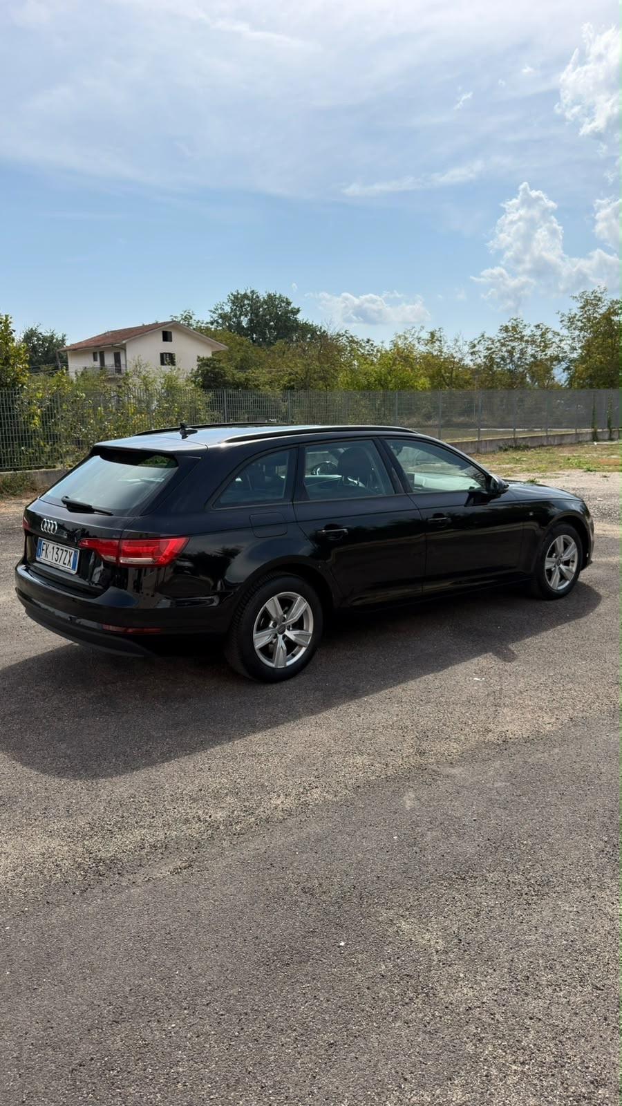 Audi A4 Avant 2.0 TDI 150 CV S tronic line edition