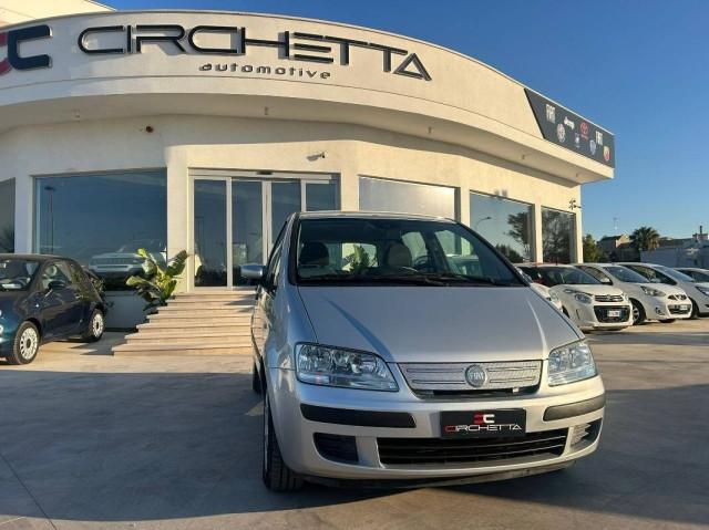 Fiat Idea 1.3 mjt 16v Black Star