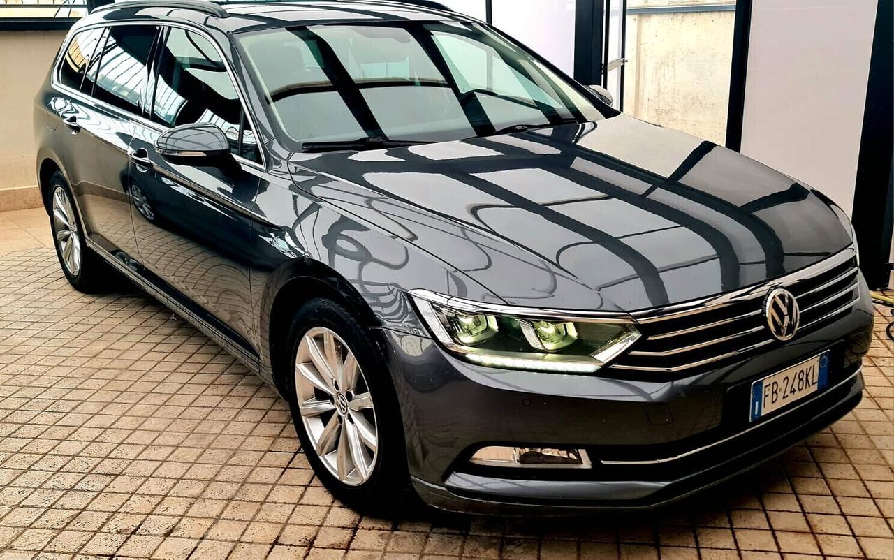 VW PASSAT VARIANT 2.0 TDI 150cv COMFORTLINE DSG B.M.