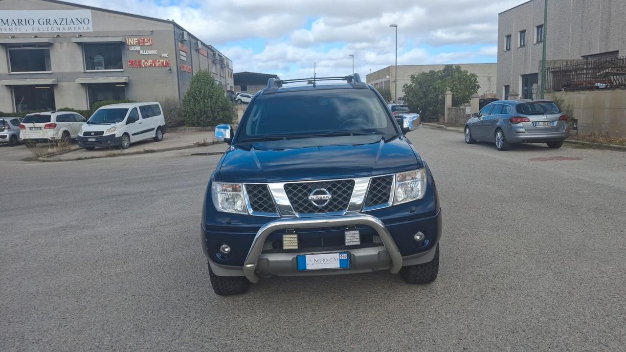 Nissan Navara 2.5 dCi 4 porte Double Cab LE