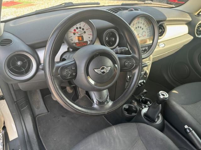 Mini Cooper Clubman Mini 1.6 16V Cooper D Clubman adatta a neopatentati
