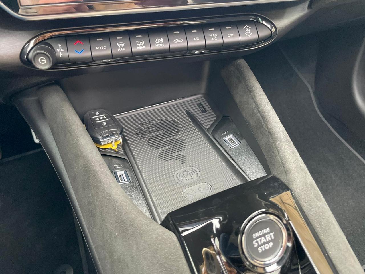 Alfa Romeo Junior 1.2 145 CV Hybrid eDCT6 Intensa