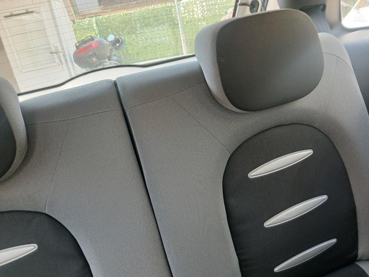 Lancia Ypsilon 1.2 Argento
