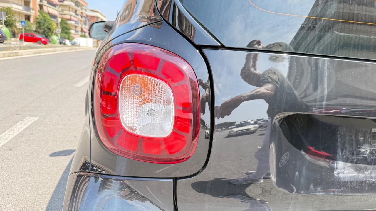 Smart ForTwo BRABUS 0.9 Turbo twinamic parisblue Xclusive LED NAVI KAMERA JBL PACK SPORT PDC PELLE INTROVABILE