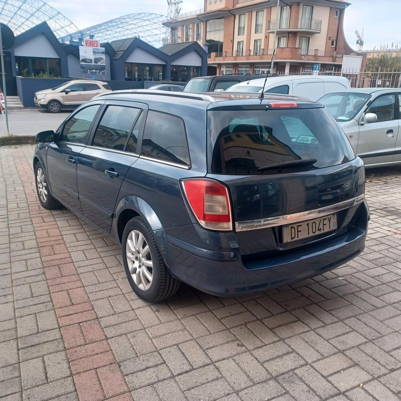 UNICO PROPRIETARIO TAGLIANDI UFFICIALI ASTRA 1.7 TDI SW