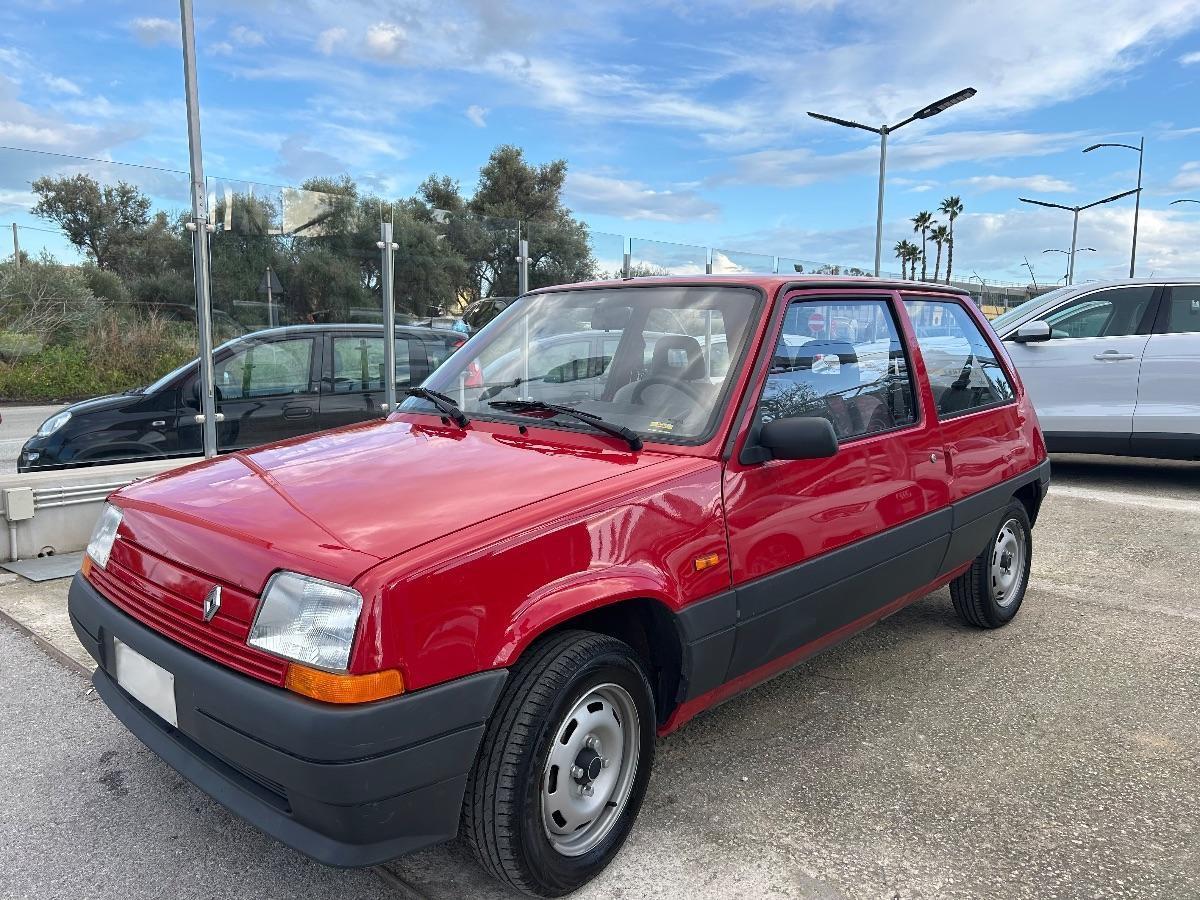 RENAULT - Super 5