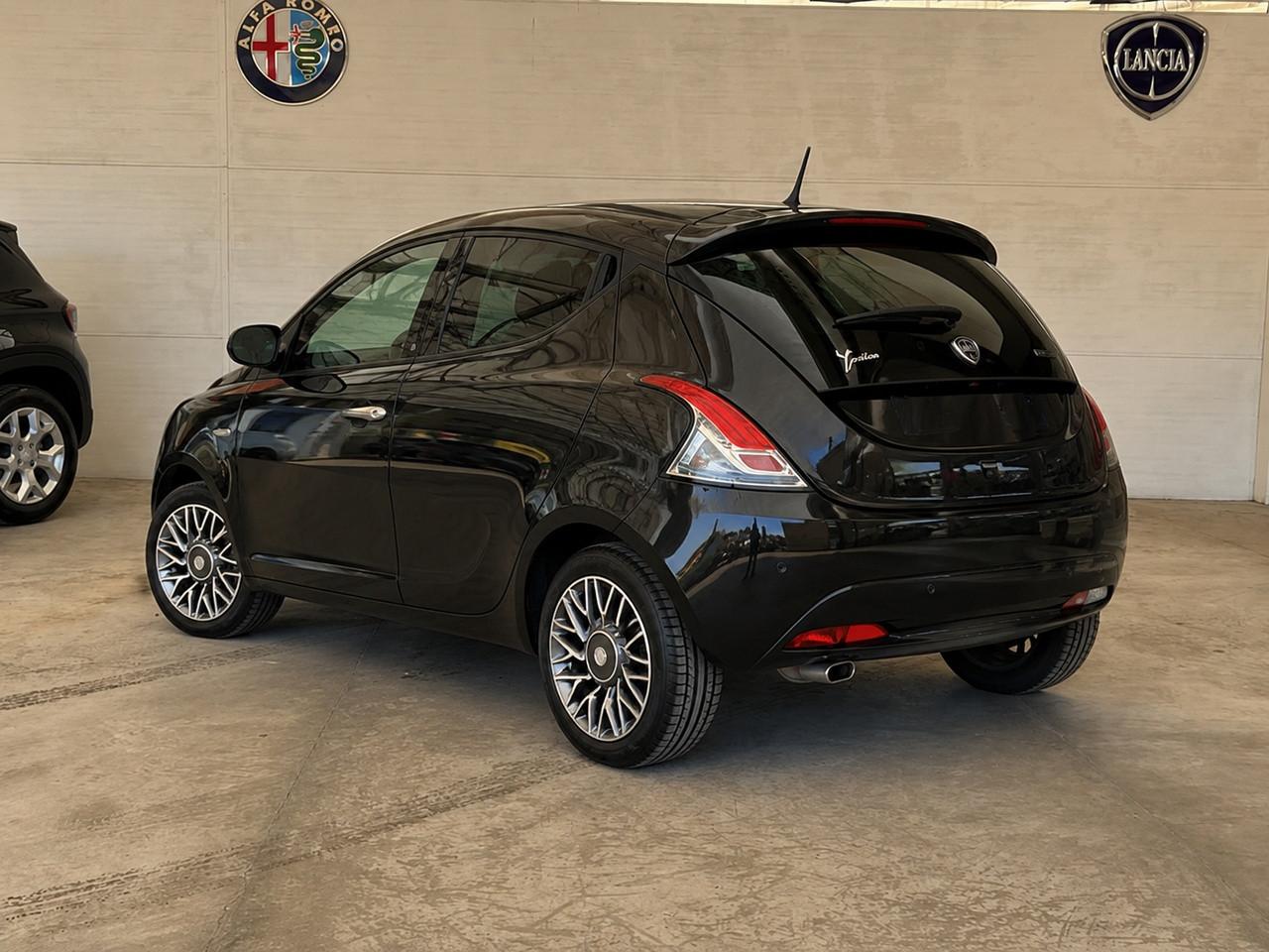 LANCIA Ypsilon III 2021 - Ypsilon 1.0 firefly hybrid Gold Plus s&s 70cv 5p.ti