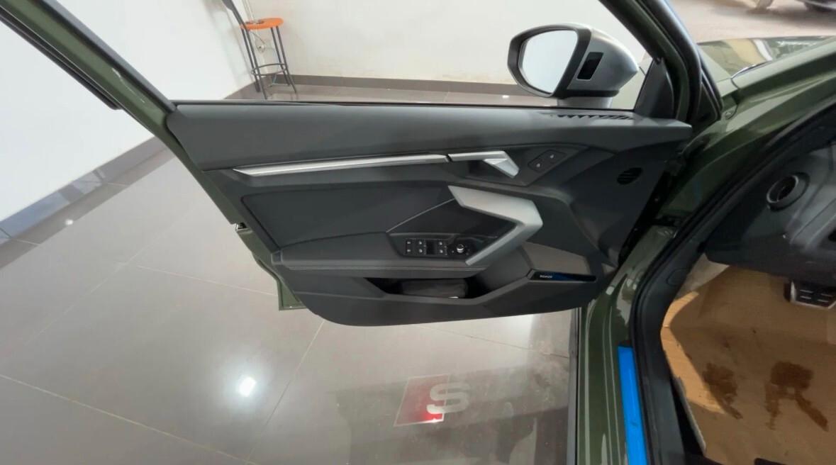 Audi S3 SPB TFSI 333 CV quattro S tronic KM0