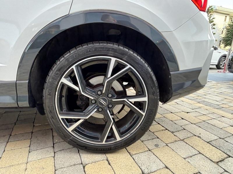 Audi Q3 Sportback 35 2.0 tdi S line edition s-tronic FULL LED-PHONE APPS-20"