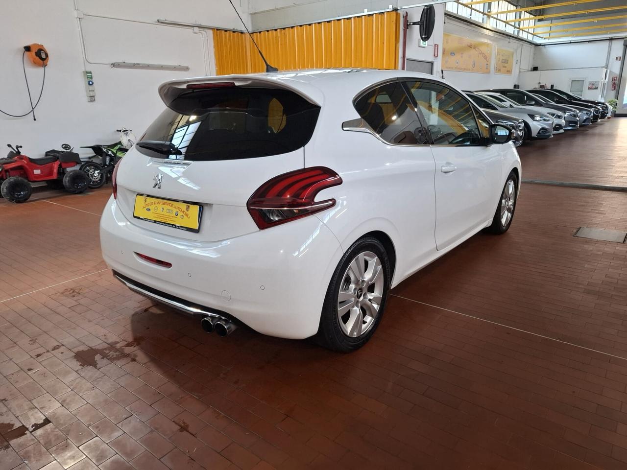 Peugeot 208 PureTech Turbo 110 EAT6 S&S 3 porte GT Line