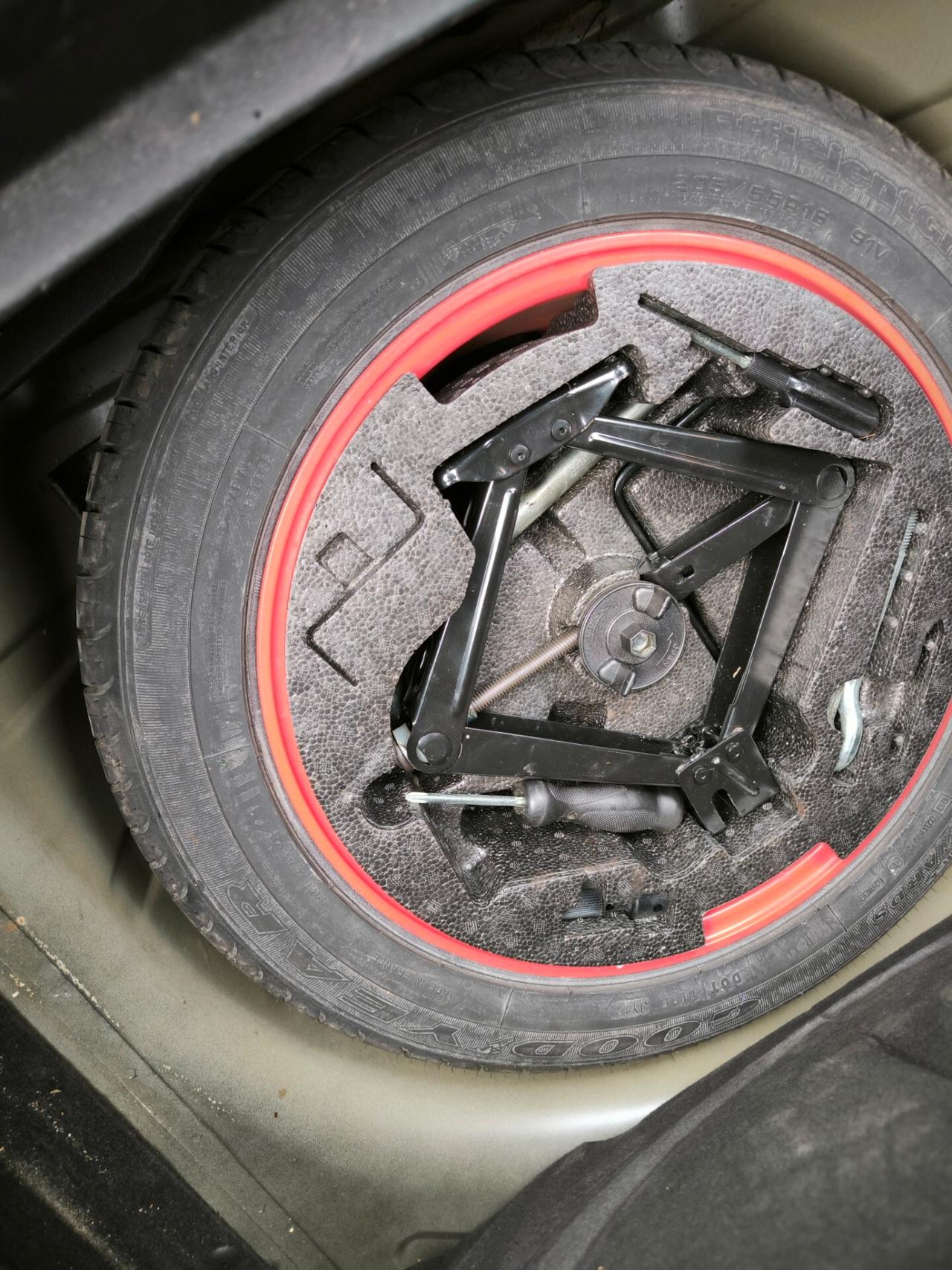 Lancia Delta 1.6 MJT DPF Platino