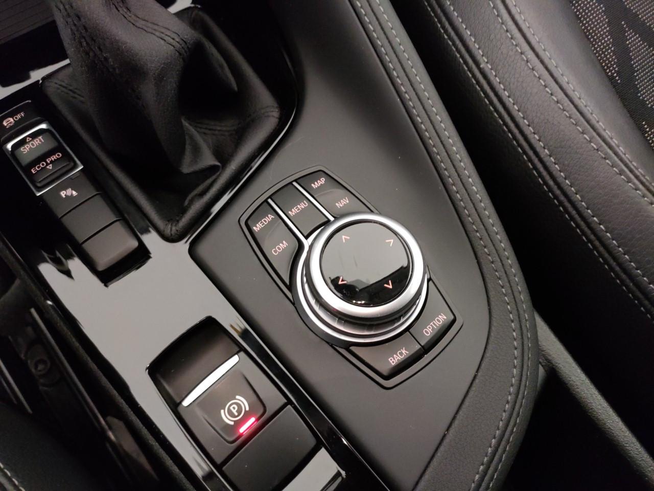 BMW X1 sdrive 18d Advantage auto