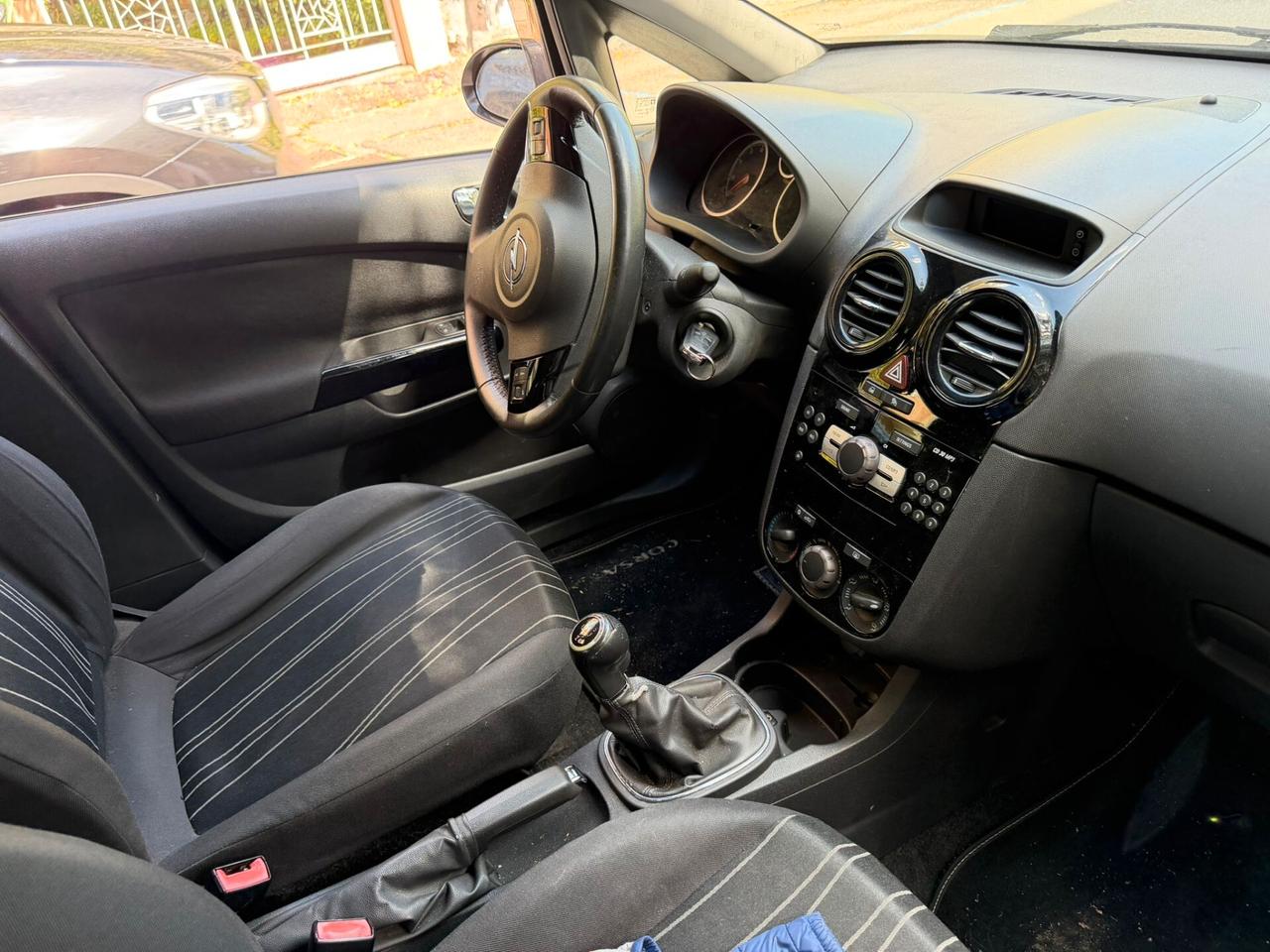 Opel Corsa 1.2 5 porte Club Benzina/Metano