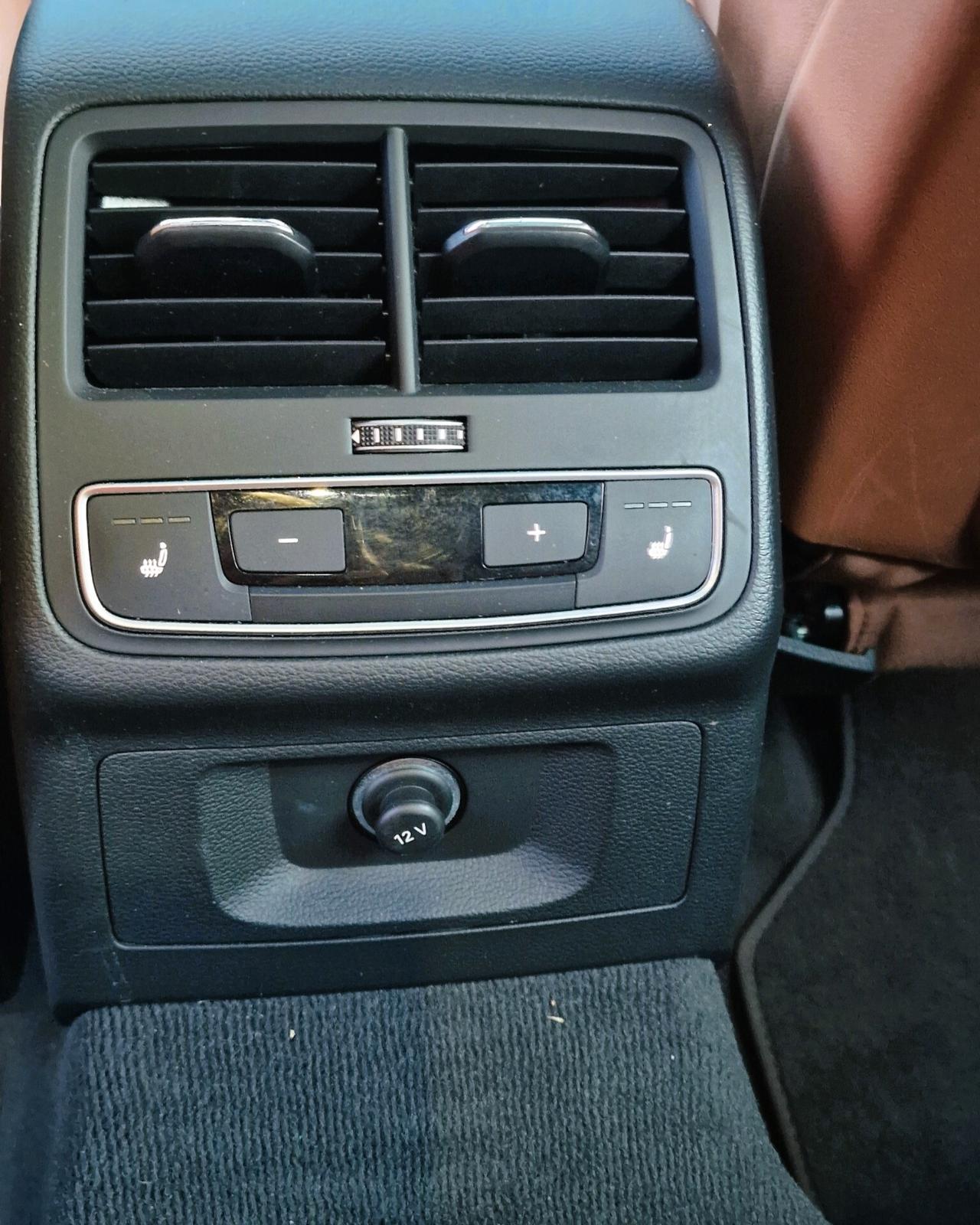 Audi A4 Avant 40 TDI S tronic Business