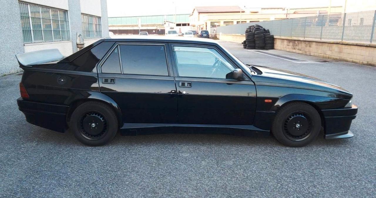 Alfa Romeo 75 Turbo Quadrifoglio Verde - 1991