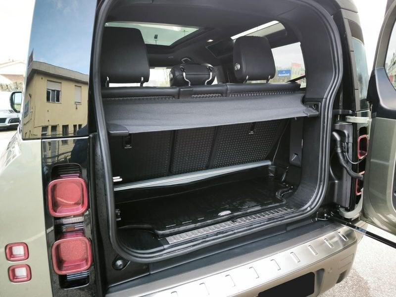 Land Rover Defender 90 3.0D I6 250CV X-Dynamic SE